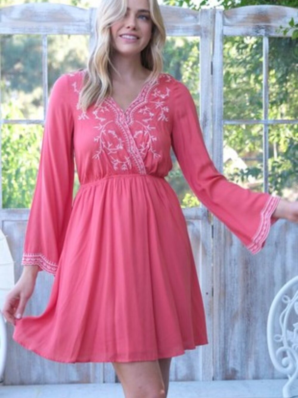 B10  Trumpet Sleve Embrodered Dress Long Sleeve Coral Mini NEW